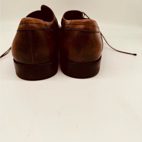 Salvatore Ferragamo derby shoes 10 1/2 EE - Picture 3 of 7